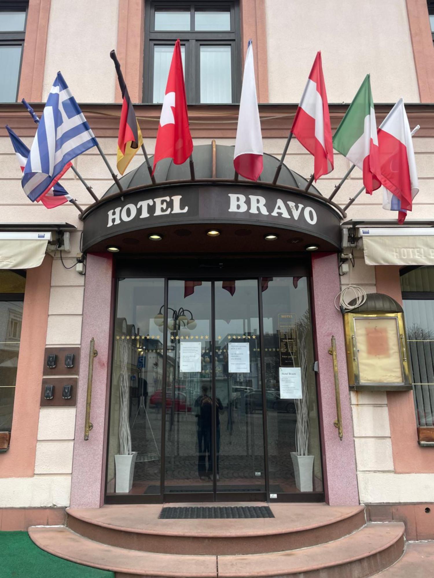 Hotel Bravo Ческа-Тршебова Экстерьер фото