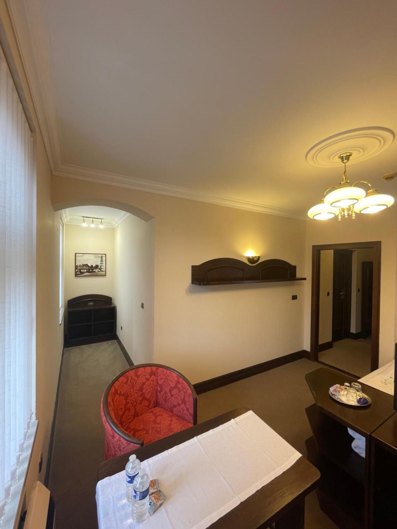 Hotel Bravo Ческа-Тршебова Экстерьер фото